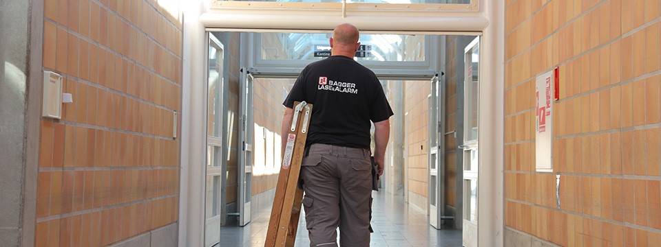 Dørautomatik service hos Bagger