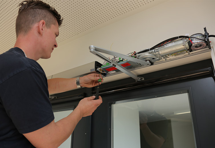 Ruko (Assa Abloy) Dørautomatik