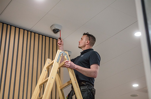 Undgå fejlalarmer med videoanalyse