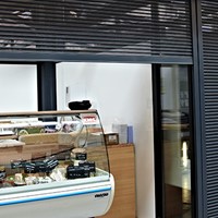 Rullegitter til butik