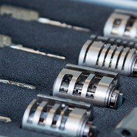 Mekanisk låsesystem nøgler